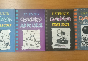Cztery książki.