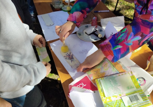 Stoisko wykonywania zakładek.